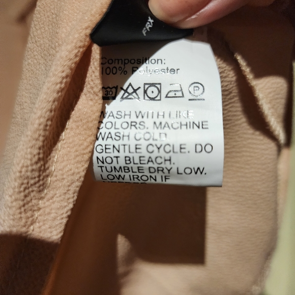 NWOT ✅️ Apricot Blouse - Picture 6 of 6